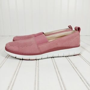 Vionic Roxan Pink Leather Perforated Slip-On Sneaker Narrow Width